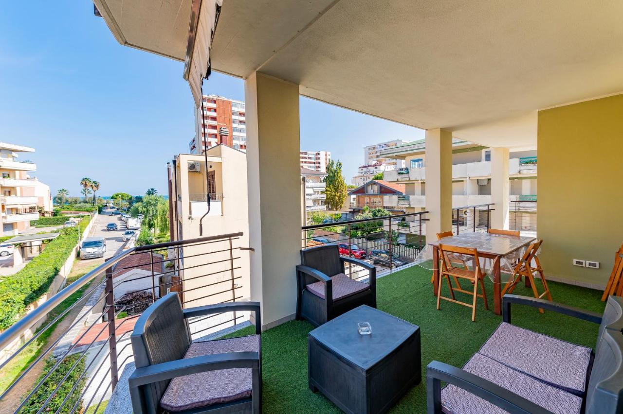 Your Dream Stay In Montesilvano Awaits! Экстерьер фото